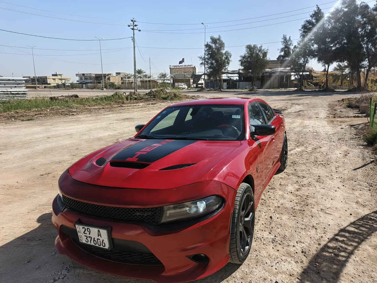 جارجر موديل 15
جاهزه تخم تاير ويل 20تدفئه تبريد كلها شغاله  حادثها جاملغ وربع من الباب وبنيد محدث  
رقم واسط دولي باسمي 
مكينه 3600
منضومه زنون 
مكانها بابل 
السعر 155وبيها مجال  
***********
