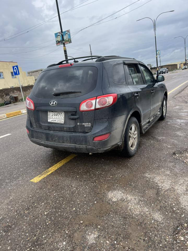 السلام عليكم سنتافي للبيع موديل 2011 أمريكي محرك 4 سلندر 2400 دوش كير محرك شرط تدفئه تبريد كير محرك شرط رقم صلاح الدين ألماني صاحبها بالشرقاط شرط التحويل ضرر قطعه وحده بونيد فقط بدون دواخل شرط السياره جاهزه وأحلى من الصور يرهم مراوس حسب القناعه مكان السياره الشرقاط الحوريه للأتصال ***********
***********
