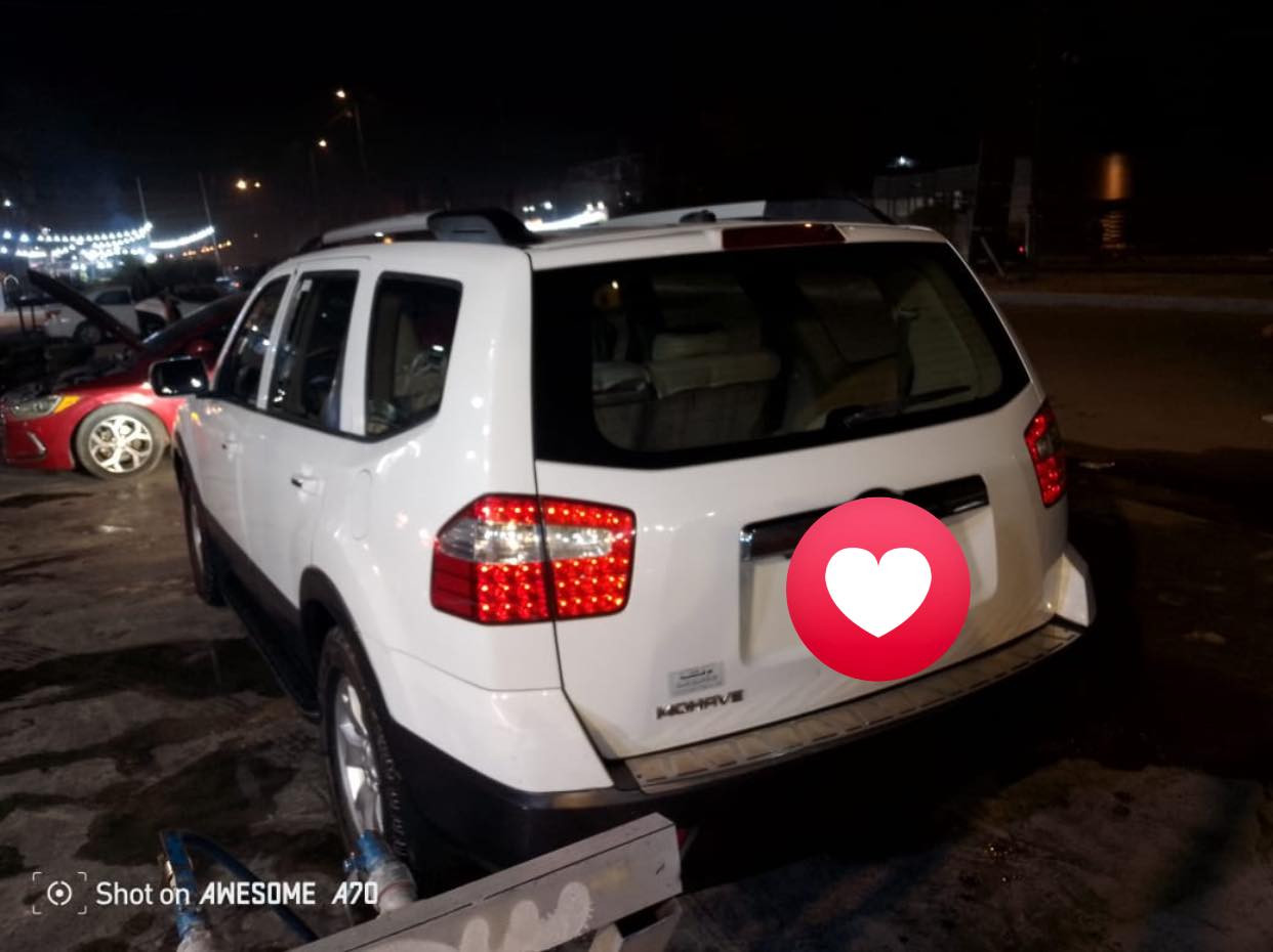 السلام عليكم
كيا مهافي 2014 فول مواصفات فتحة بصمة فور ويل مكينة مكفولة شاشة السيارة تخم تاير جديد باتري جديد صدر امامي خلفي جديد رقم بغداد 
السعر 170 
الاتصال ***********
