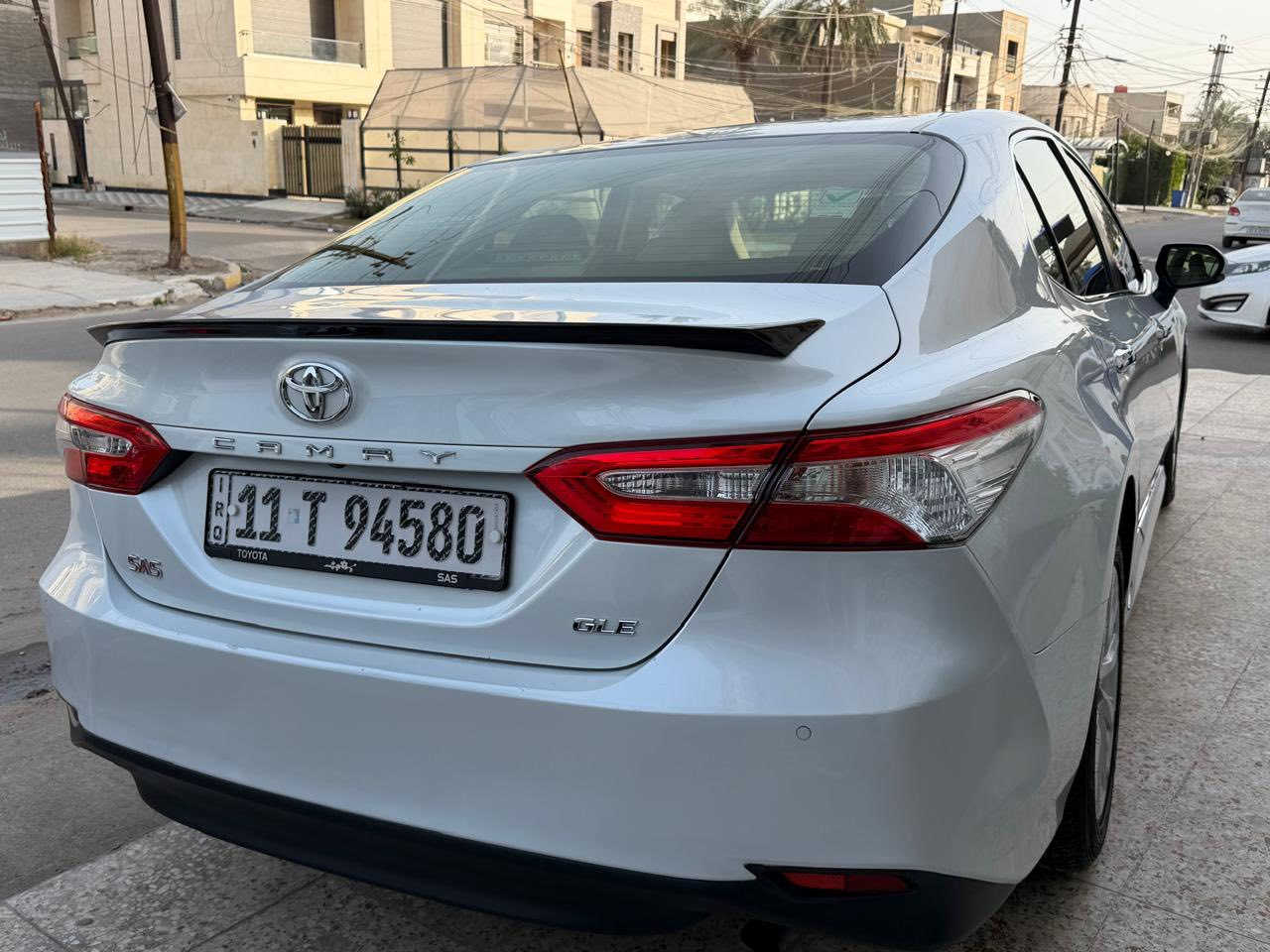 للبيع او مراوس بـ( كيا كارينز) 7 راكب
السلام عليكم 

كامري GLE
2019
خليجية
السونار مرفق مع الصور
السعر 210$ وبي مجال
صبغ بدون معجون بدون دواخل ايرباكات السيارة كلها سليمات
ماشية 60 الف و875 كيلو
***********
