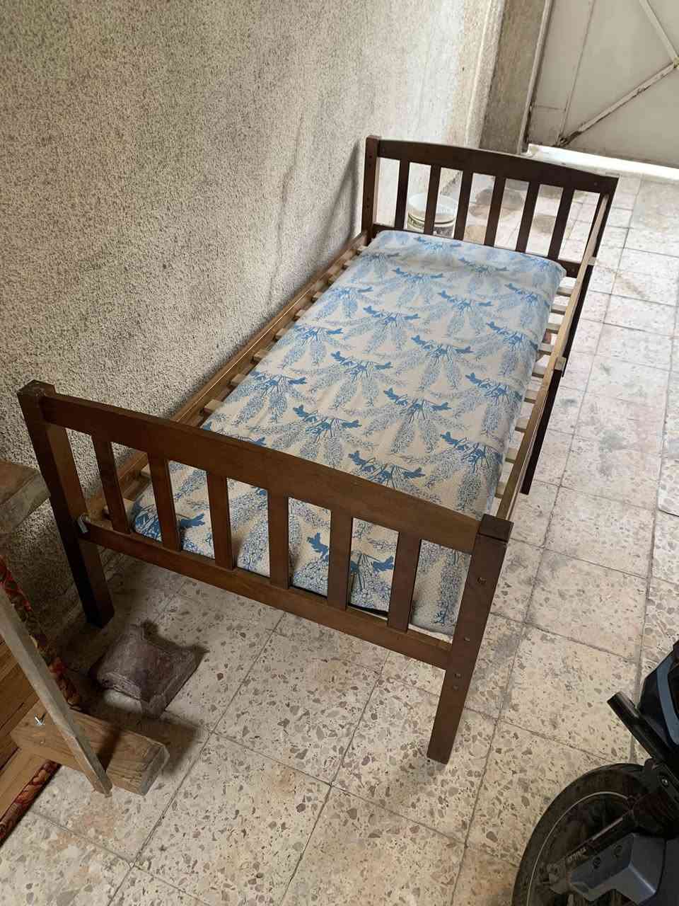 جراب نفر عدد 2 للبيع
السعر 75,000 الف قفل 
***********
