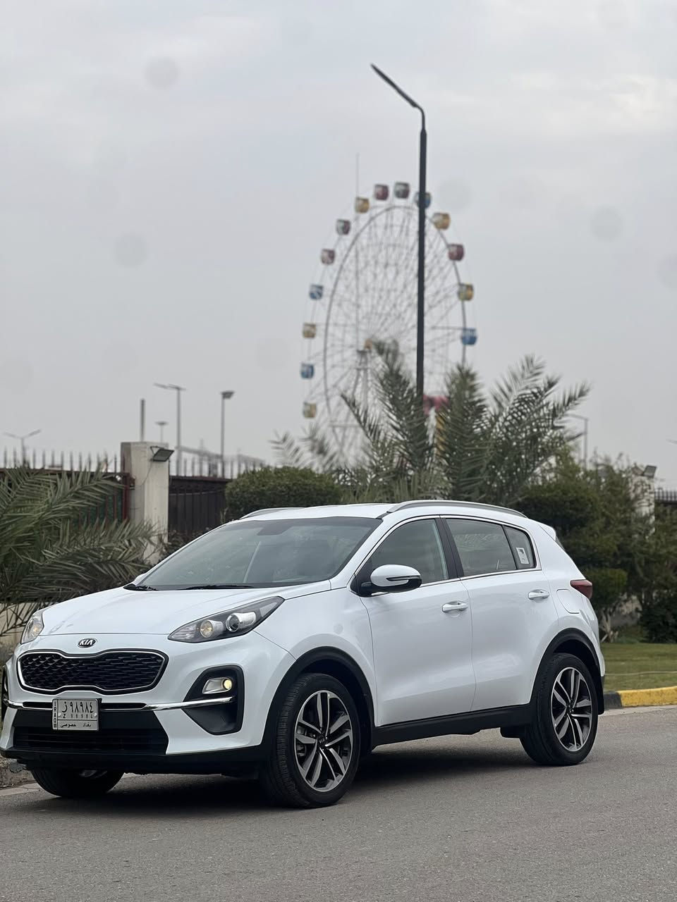 سبورتج 2021 خليجي
محرك 2000
حساس امامي خلفي 
شاشه كامره 
نفكيشن
داخل حمص نص جلد نص قماش
تبريد قطعتين 
مري شفط
ماشيه 110
بيه دعاميه صبغ وبارد صغير 
سونار موضح 
السعر 193$
مكان السياره بغداد حي الجامعه 
☎️ ***********
