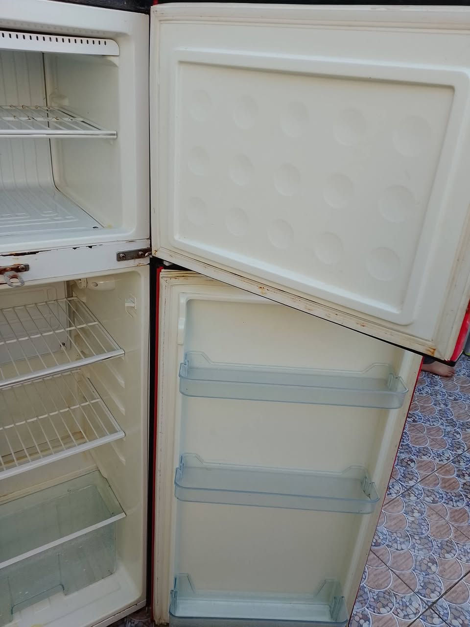 عندي ثلاجه نقص غاز كلش نضيفه ولا اي شخط مابيه لون مارون لحجم 12 نضافه فول بسعر 35


**إذا كنت صاحب هذا الإعلان وتريد حذفه لأي سبب، رجاءا أرسل رسالة إلى الدعم الفني**