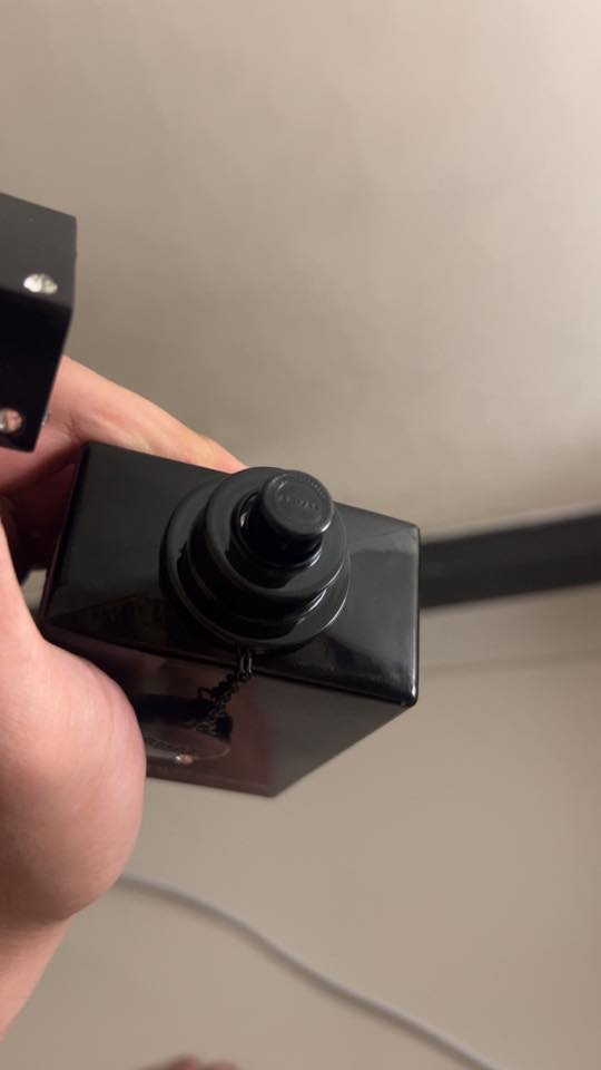 للبيع بديل كريد افنتوس معجبني خطة توة مفتوح من العلبة مستخدم 3 رشات فقط للبيع 33 الف بغداد حي الجهاد ***********
