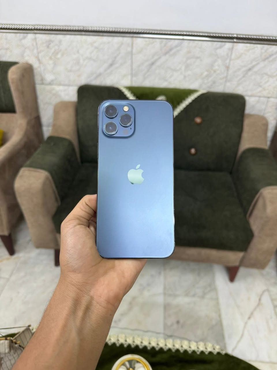 مساء الخير 🌷
ايفون 12 برو ماكس ✅
ذاكرة 256 ✅
فيس ايدي شغال ✅
تحديث 17 مميز ويفيد ✅
شاصي نضيف وكدامك بل صور ✅
كلشي شغال ومكفول من العطل ✅
لون ازرق ✅
سماعات مايكات كامرات ✅ 
سعر 350 وبي مجال مكان بغداد اللاستفسار رقم ***********
