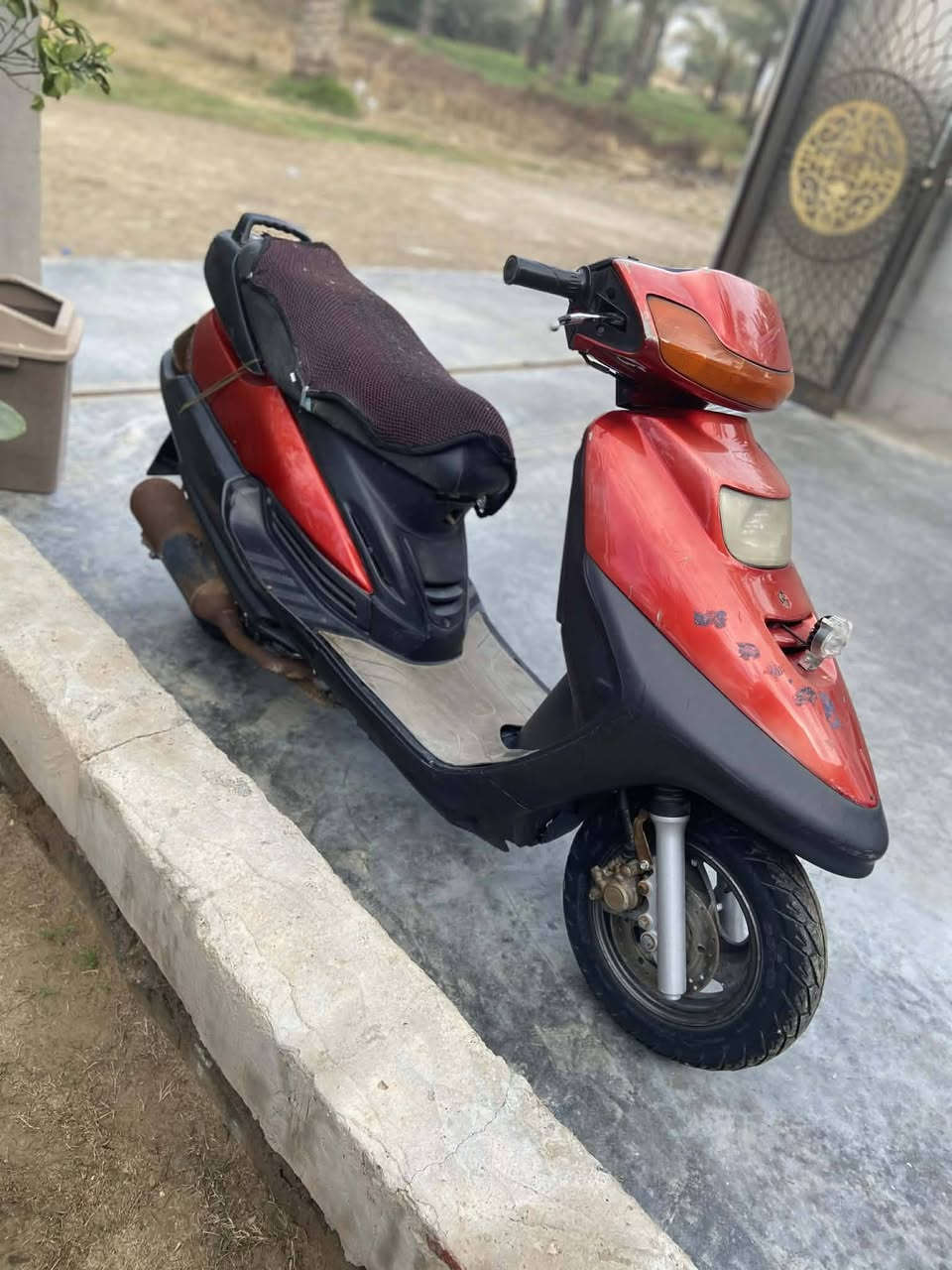 سلام عليكم دراجة فراشة للبيع مكفولة سعر 350 بيهة مجال بدون أوراق مكاتبه مراسلة الصفحة أو اتصال رقم ***********
