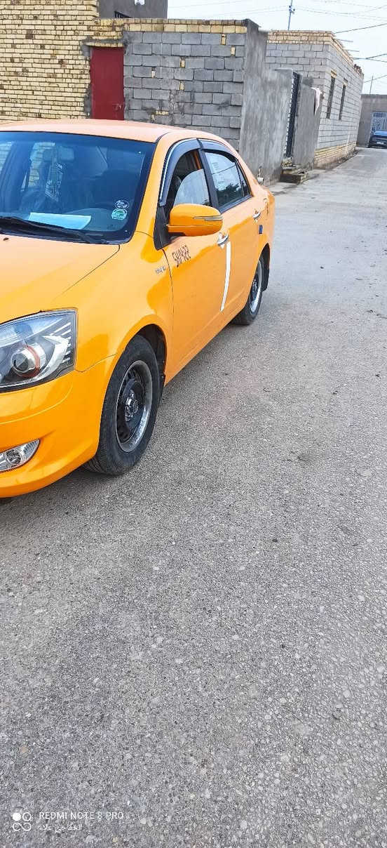 جلي موبل١٣ معمره دوس مصبوغه صبغ عام
كير ومكينه كامري مكفولات شرط
سنويه ما نافذه هزه بيه للرابع اليريد يداور ارقام E
رقم بصره سياره بسمي شخصياً 
مصفره هيئة وبحوث وغرامات قبل ثلث ايام دكيته بالمرور البصره وحولته بسمي
نقصها باور ينقص دهن فقط لا ثقل بالستيرن ولا غيرها فقط تنقيص 
عنوان ناصرية البو عظم 
سعرها ٤٧ وبيه مجال 
*********** بعد الشراي يتصل ويجي يشوف شوف العين
