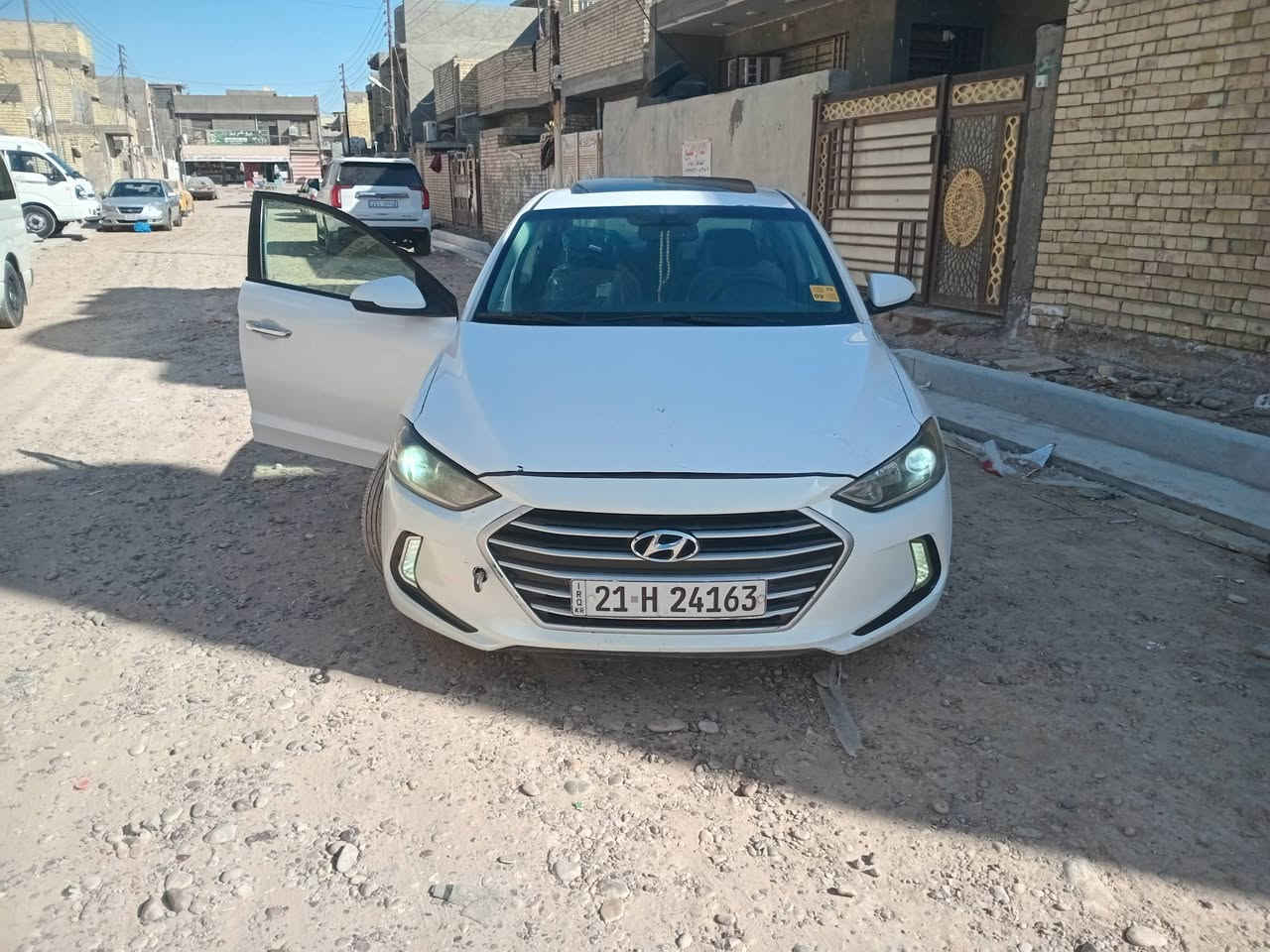 السلام عليكم ورحمة الله وبركاته 📢
سيارة النترا 2018 
وارد امريكي🇺🇲
سيارة جاهزة من كلشي 🚗✅️
حادثها مرفوق بل منشور✅️
وسونار مرفوق كذلك ✅️
مكاني بغداد العبيدي 📍
للاستفسار📞:***********
للاستفسار📞:***********
السعر 117$ وبيهه مجال حك الجيه
