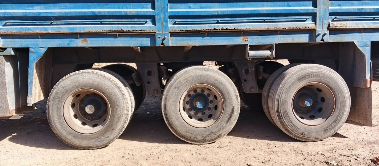 السلام عليكم عربانه للبيع حداديه دناكير 14شاصي 14 طول 12,60صفاح 175 ***********
