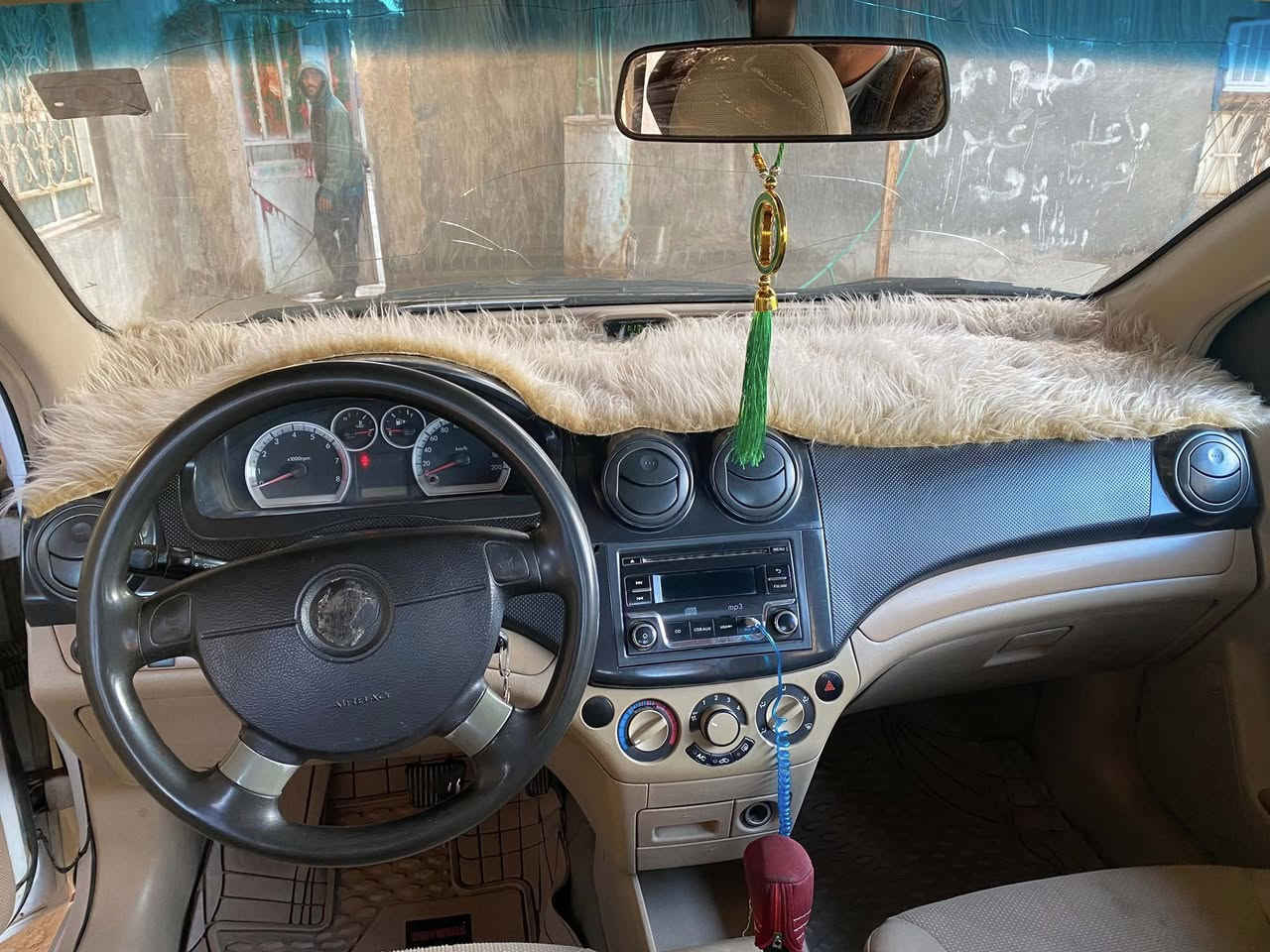 سلام عليكم افيو مديل 11  خليجي محرك 1400 مفتوح كير اوتو رقمه بغداد نكليزي سنويه 2030 مداور نفس ليوم  تبريد ثلج سعر 67 وبي مجال مكان نجف ناحيه الحريه للستفسار كثر تصل ‭0771 907 8273‬ وبي وتساب
