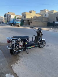 دراجه هارلي ٦باتريً نضيفه باتريات جدد تمشي ٦٠كيلو بل شحنه كامله مكمله ...