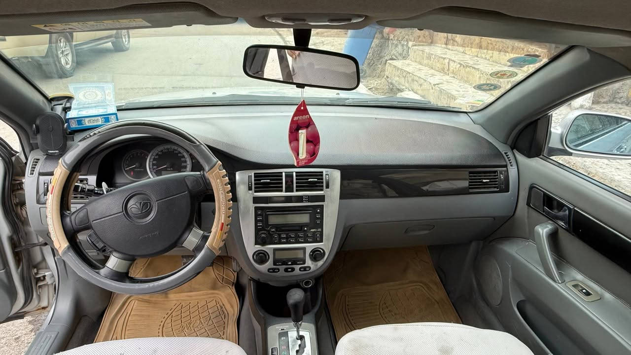 .السلام عليكم

. اوبترا لاستي 2008 

. مكينه 1600

. رقم بابل ممـيز رباعـي 5272

. ضررها حوض السبير بالصندوك 

.السعـر 61 بيع او مراوس سياره خصوصي حسب القناعه

. المكان بغداد حي الجهاد 📍. 

رقم الهاتف *********** 📞.
