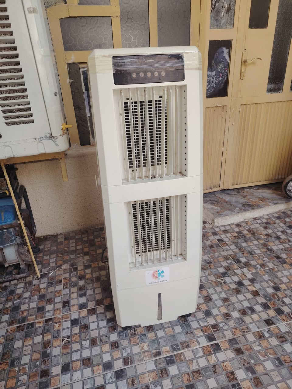 للبيع كنفيره وكاونتر غراض مال بيت هذا رقمي///***********
