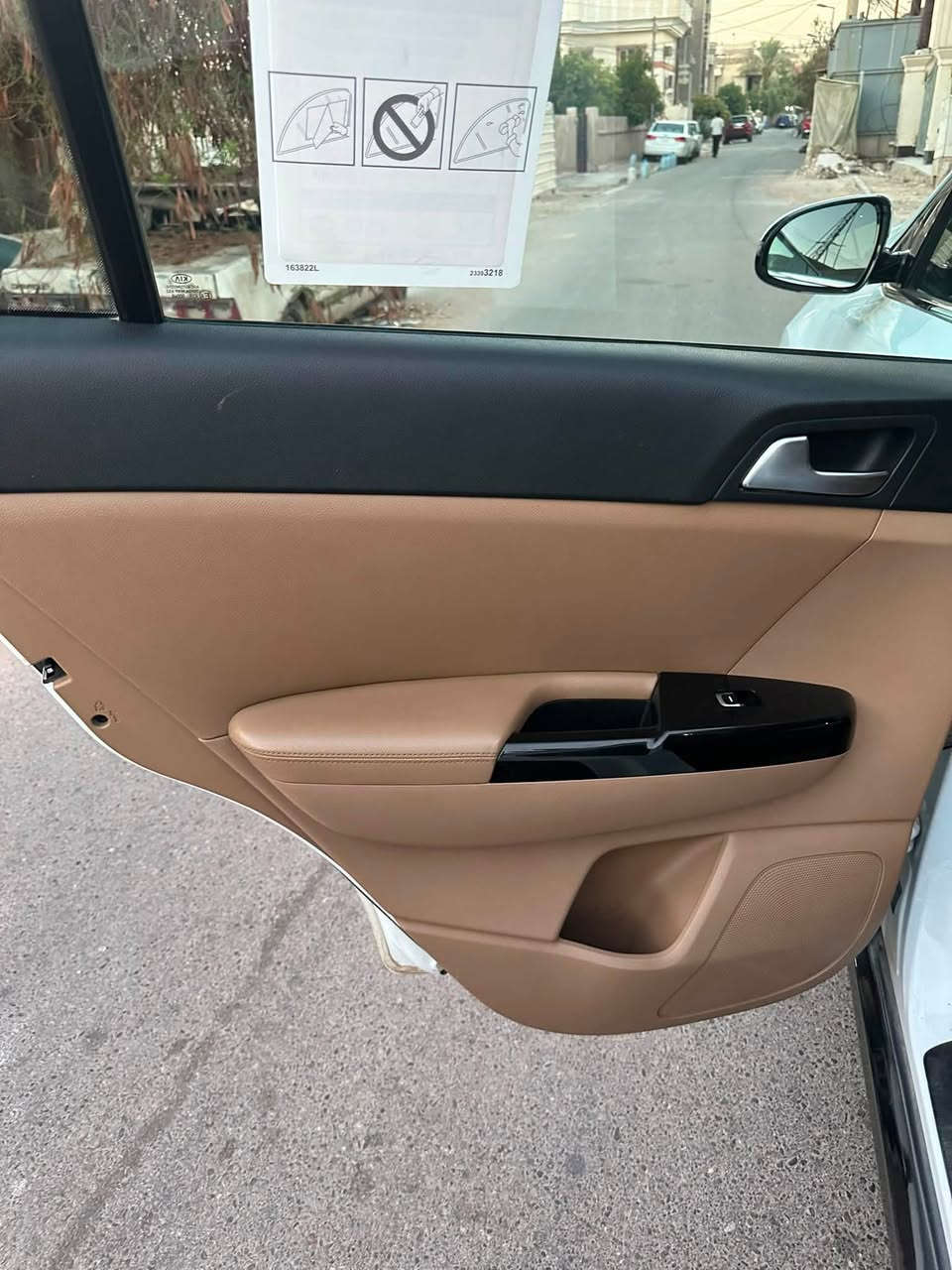 سبورتج ٢٠٢٠ جيتي لاين اعلى فئة بالمواصفات فوولمكفوله كفاله عامة لا صبغ ولا بارد ولا تبديل ولا حالوب  🟢ماشية ٤٨   ألف 🔴 جديده جدا السيارة بدون اي نقص بوضع الوكالة بأسمي سنوية اصدار جديد لغاية ٢٠٣١ وهزة جديدة يعني تحويل ثاني يوم 
السعر 🚘     ٢١٥     وبيها مجال بسيط 
بانوراما 🌈 داخل جلد لونين جديد جدا 🌈 بصمة تشغيل وبصمة ابواب وتشغيل عن بعد 🌈 كراسي كهرياء 🌈 صندوك كهرباء🌈 مري شفط وانارة ترحيب بالمري🌈 شحن واير لي تلفون  وشاشة كار بلي وشاشة اعطال 🌈هند بريك بصمة ومانع انزلاق وصعود منحدرات 🌈وحساسات  امامي وخلقي ورادرات  وبعد بيعا هواي مواصفات 
مكاني بغداد الاعظمية ***********
