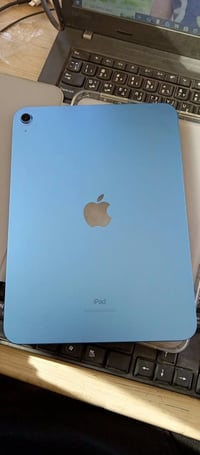 ايباد الجيل ١٠ • ٢٥٦ • ضمان حتى ٢٠٢٦