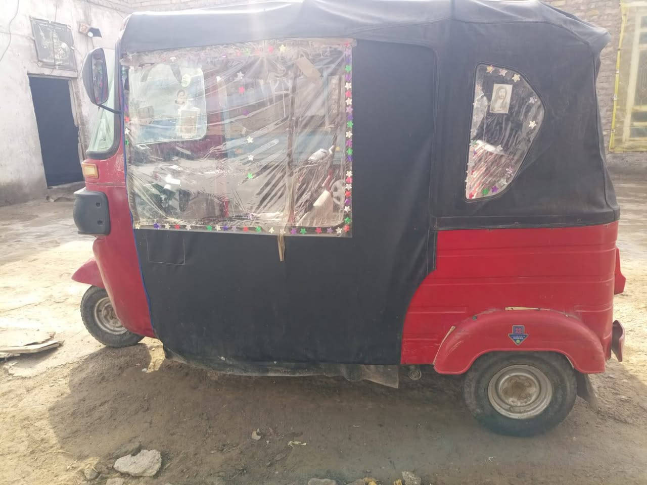 سلام عليكم تكتك البيع 2017مكينه عشرين رقم سنويع رقم نكليزي سنويه سعر 3750 بيه مجال حك جيه مكاني الغراف ***********
