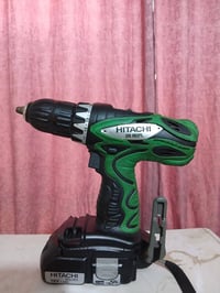 هيتاشي ياباني • بطارية ليثيوم • مع شاحن