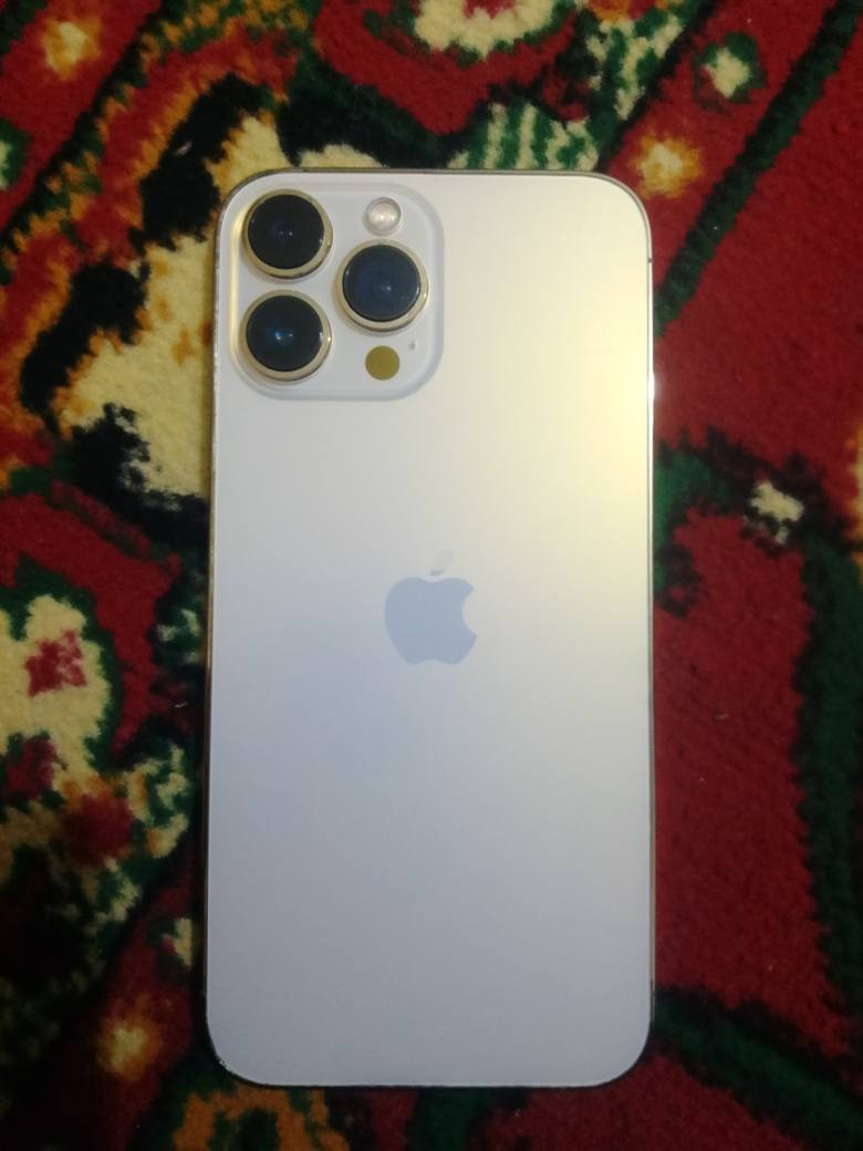 سلام عليكم موبايل ايفون 13 برو  للبيع سعره 600 لشراي يخابر. ***********
