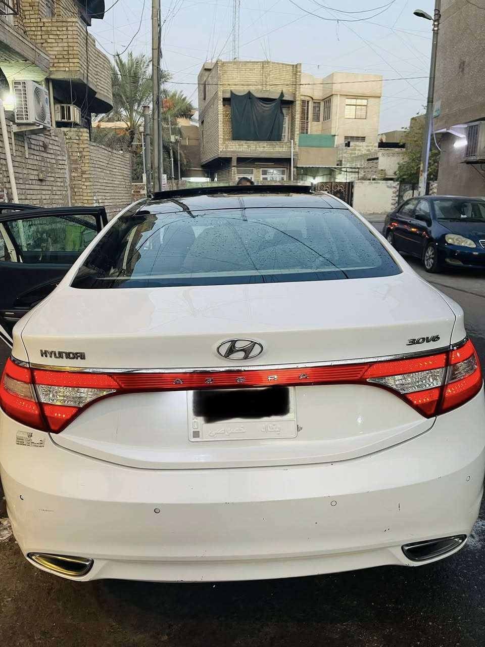 هونداي ازيرا 2012 لون ابيض خليجي
رقم بغداد 
محرك 3000 المرغوب ما مفتوح شرط 
سياره فول و1 على 1 vip   فول مفوله 
بصمه ابواب بصمه تشغيل بصمه بالصندوق 
بنوراما 
حساسات 
لايتات زنون 
برده خلفيه كهرباء
تدفئه بالكشنات الاماميه 
المرايه الداخليه تعتيم 
اناره بالدشبول 
اشاره ترحيب عند الاقتراب من السياره مع اناره بالمرايه الجانبيه 
اشاير بالمري 
مانع انزلاق 
الكشنات الاماميه تحكم كهربائي 
مرايه شفط 
تحكم كامل بالستيرن 
مثبت سرعه
اوتو هولد 
ويل كب خمسه مع الاسبير
قطعتين تبريد 
مكان السياره بغداد
السعر 135$ وبيها مجال بسيط 
وللاتصال *********** وبي واتساب
