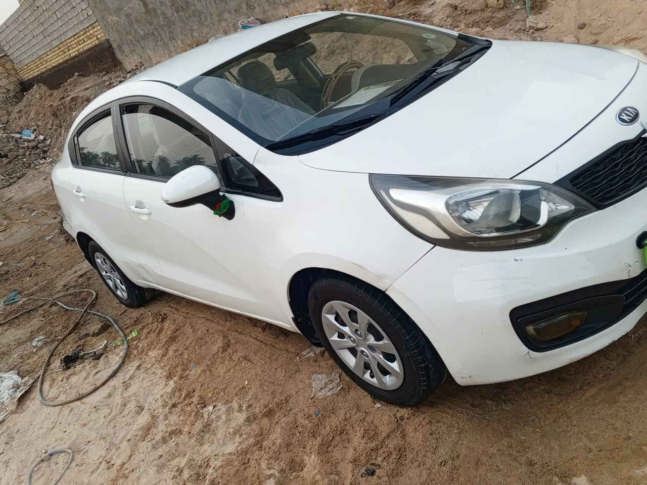 ريو م 13 مكفوله من ضربه وتبديل وصبغ بيه باردات شوف العين وجراد ع قماره خفيف گير مكينه ع شرط رقم قادسيه سنويه نافذه من سنت 23 ترهم مراوس سعر 90 مكاني نجف ابو صخير رقم /***********
