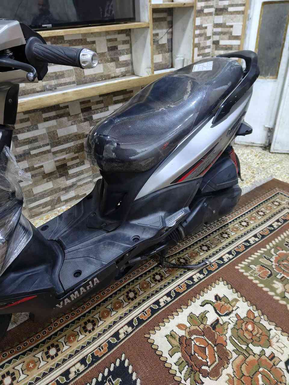 السلام عليكم جيتي ار مديل ٢٠١٢
مكفوله كفاله عامه منزلهه شهر ١١ من معارض الضلال ويلكب نجمه شاشه الكتروني ٣ الوان اوراق كامله  السعر مليون و١٠٠ وبيها مجال لشراي مكاني بغداد الشعله ***********  فقط الشراي يتصل بدون احراج
