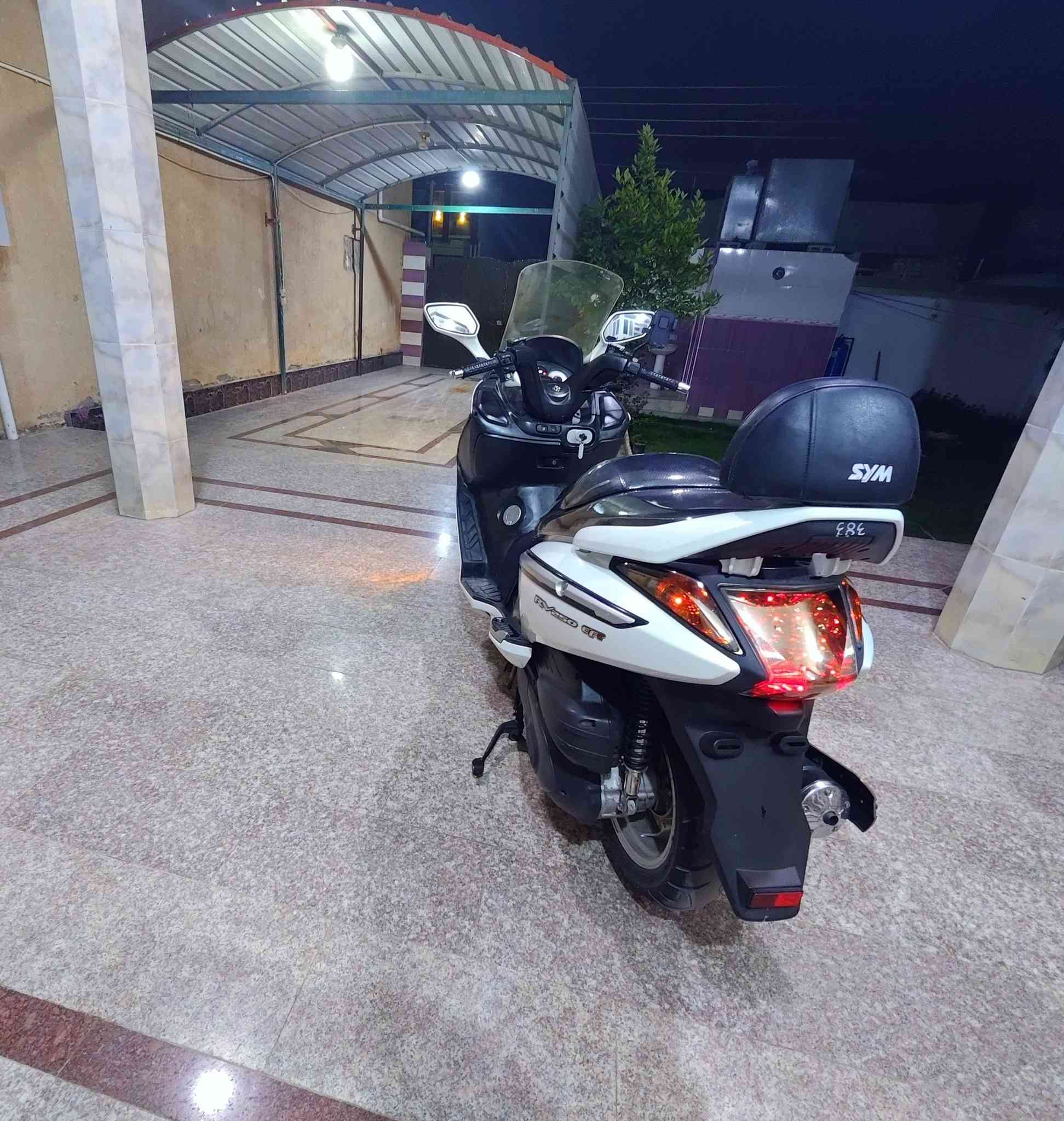 Sym مكينة ربع 250 جديد رمبة ماشي 17الف بشرط المعدل 150سرعة كهربائيات كلها شغالة
دراجة بحالة الوكالة للاستفسار الاتصال علئ ***********

المكان الرمادي الصوفية بالحقيقة احلا من الصور 🌹
