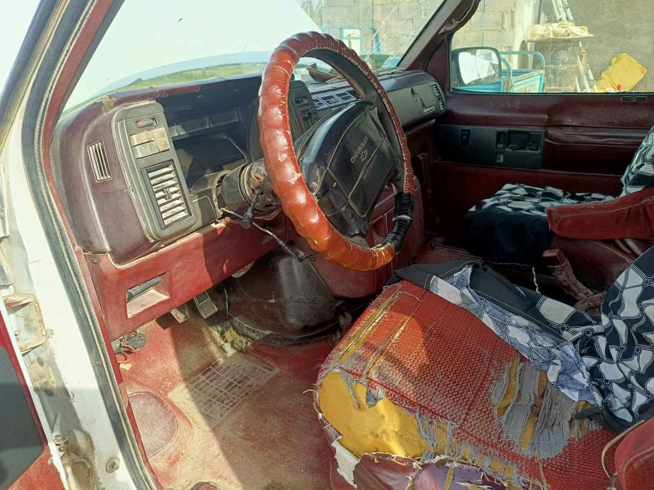 السلام عليكم ورحمه الله وبركاته اخوان سياره شوفر ليت موديل 94كير اومحرك ونجي كير اوتوماتيك مشروع وطني صلاح الدين سنويه مومنتهيه للبيع اومراوس سبعه راكب السعر 40ورقه هيت ***********
