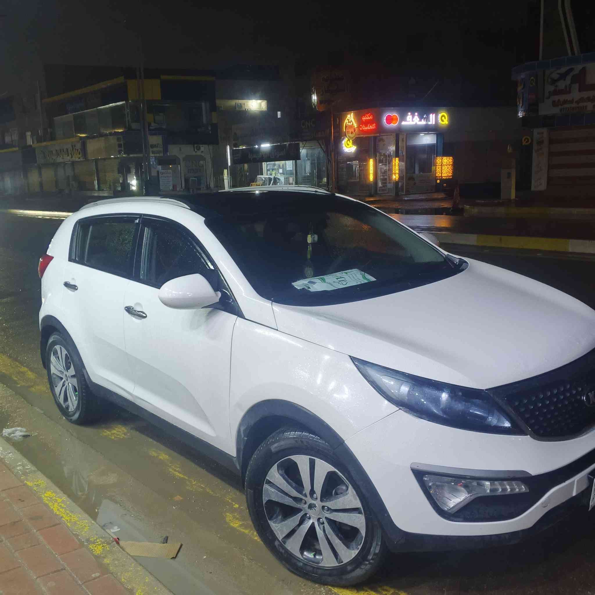 سلام عليكم
اسبورتج موديل 12 خليجي 
سياره نظافه خير من الله 
سعر 135 وبيه مجال
مكان رمادي رقم الهاتف ***********
