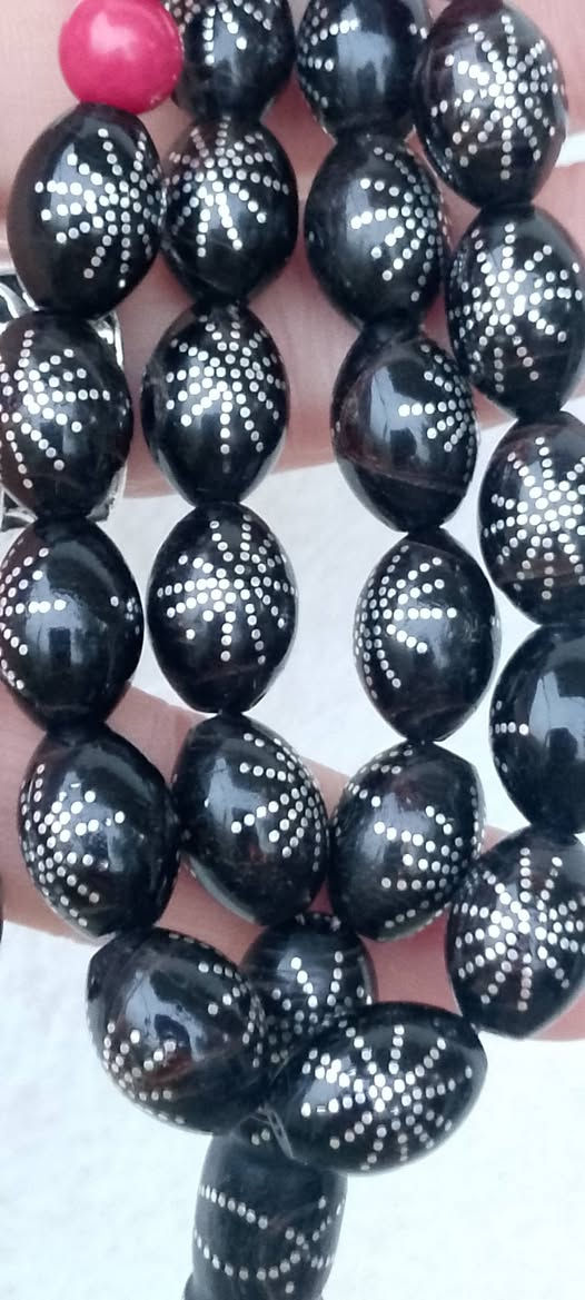 يسعد مساكم بكل خير 🩵🩵🩵
مسبحة يسر عنكبوتي انتيك دق فضة عدد الحبات٣٣حبة وقياس الحبة ١٥/١١مل محلاية بفواصل مرجان وشرابة فضة


**إذا كنت صاحب هذا الإعلان وتريد حذفه لأي سبب، رجاءا أرسل رسالة إلى الدعم الفني**