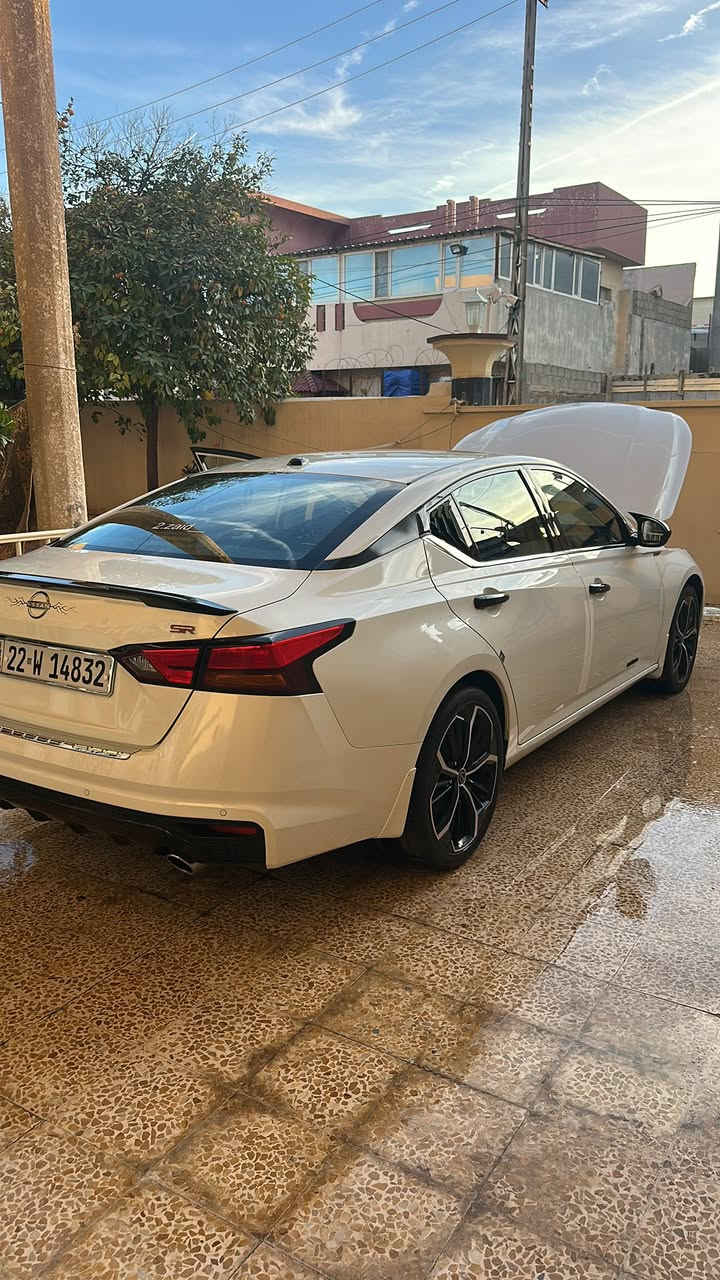 سلام عليكم.
للبيع نيسان التيما 2023

مكان سيارات كركوك 

ماشيه 61 الف كيلو متر 

السيارة ما بيها لا تبديل ولا صبغ ولا معجون شرط

حادثها فقط بارد بين بونيد وجاملغ وبين بابين بدون اي دواخل 

رقم الشاصي 1N4BL4CV3PN348683

محرك 2500

موصفات SR 

كشنات جلد

كشنات تدفئة

حساس امامي

حساس خلفي

حساس جانبي

كاميرا خلفية 360

شاشة كبيرة

بصمة

تشغيل عن بعد

نظام (sport - eco)

شفتات سبورت ستيرن 

ويل بلاك سبورت لمتد ادشن

تحديد مسار

السيارة رقم اربيل الجديد

رقم اربيل هزه سنوية كلها جديد وسنويه  بسمي شرط وكاله وتحويل وبيها دفتر بانزين 

سعرها 185بيها مجال رجاءاً الي ماعاجبه لايعلق سوك مليان سيارات واسعار 

للتوصل  اتصل على الرقم 

***********
