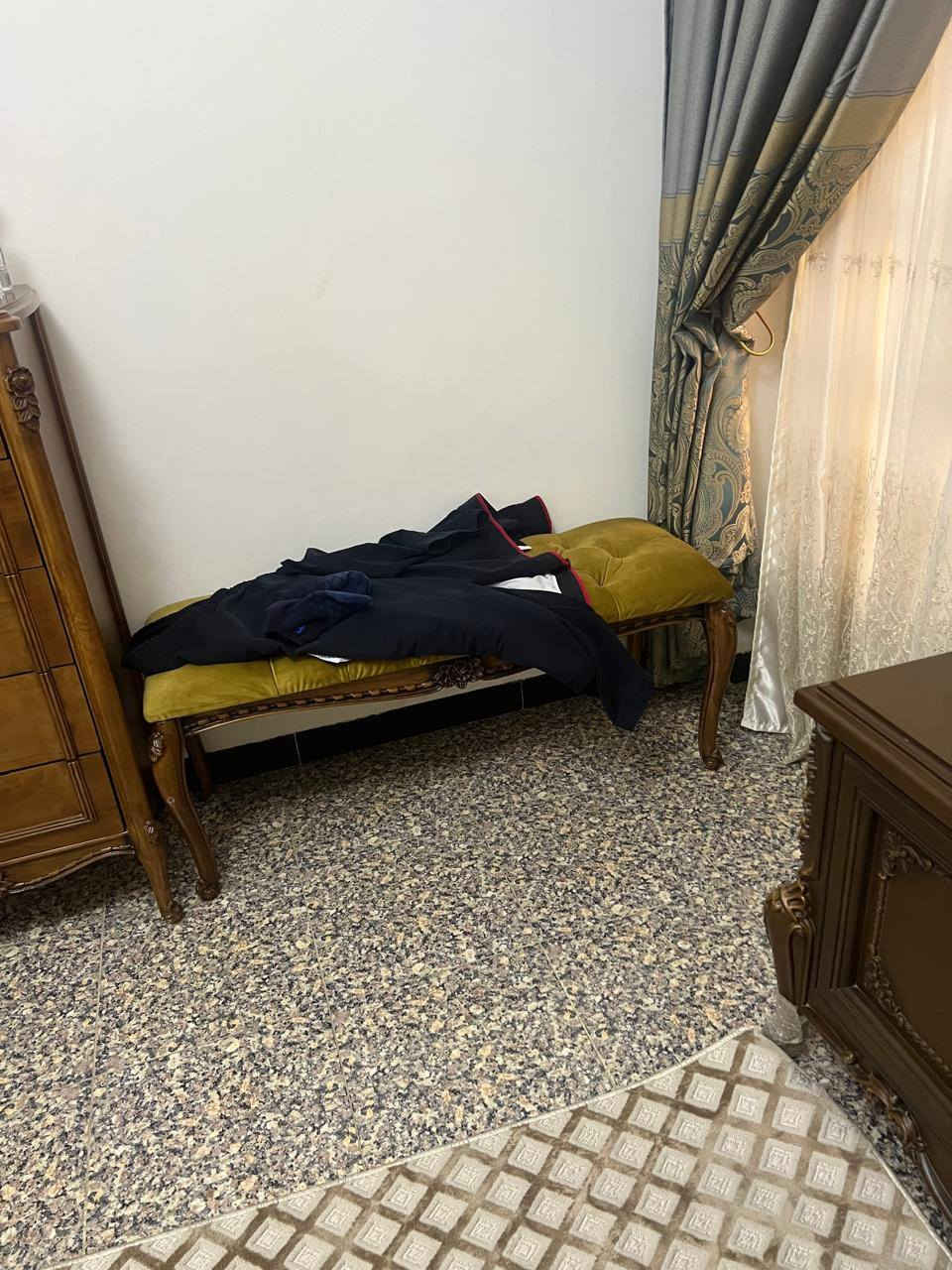 غرفة تركي شحنتها من معرض كنتور اني مرهمتة وياها ضخمة جدا جديدة استخدام اربع أشهر دوشك طبي ثكيل مع صومايتة نفس قياس سعر مليونين وبيه مجال مكان بغداد منطقة المشتل


**إذا كنت صاحب هذا الإعلان وتريد حذفه لأي سبب، رجاءا أرسل رسالة إلى الدعم الفني**