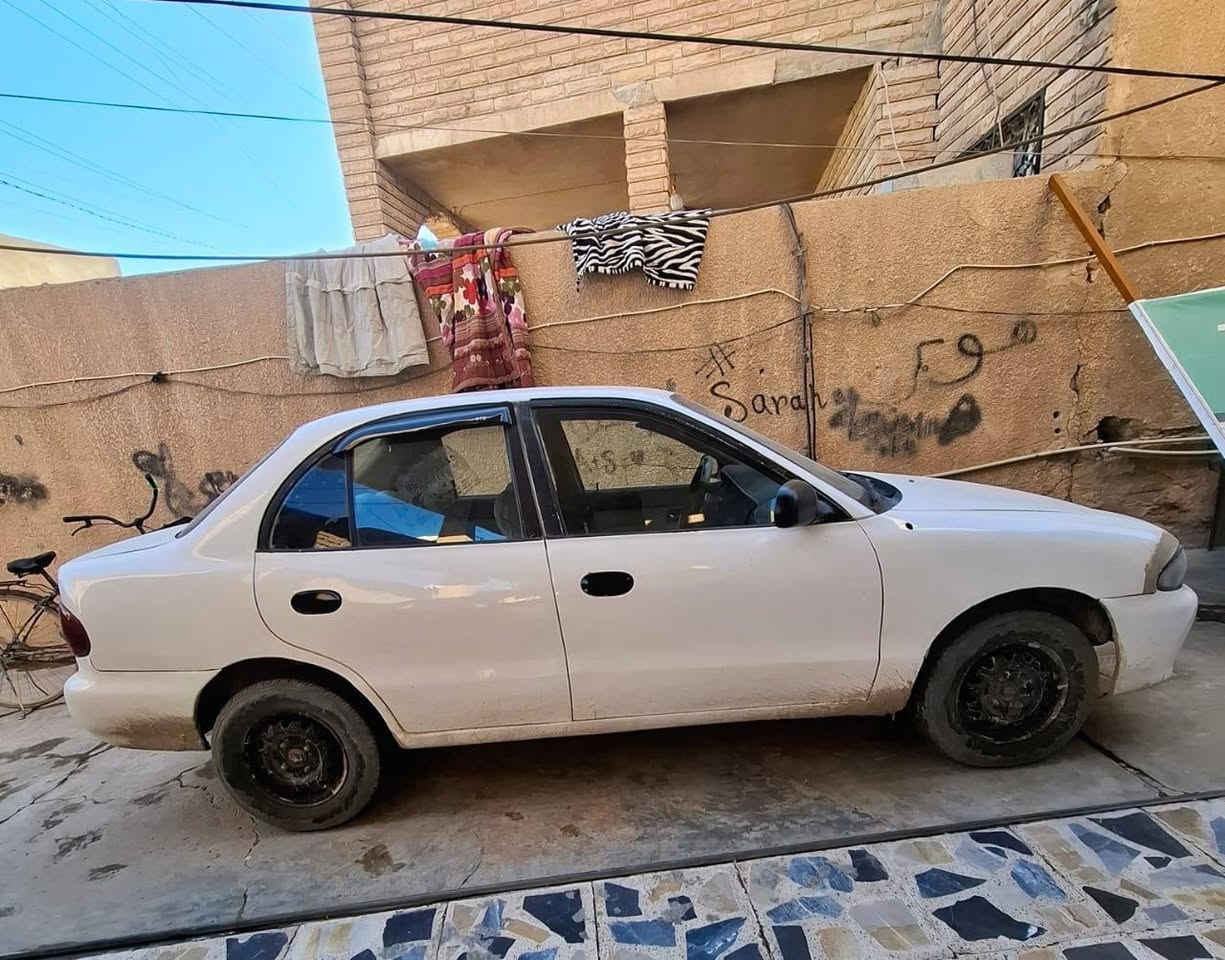 السلام عليكم للبيع هونداي اكسنت مرور مديل 98 محرك صافي وگيرهم صبغ عام خياس مابيها  دوشما جديده كلها كهربايات شغاله كله سنويه صاقطه 6سنين تحويل شرط كير اوتماتيك السعر 25 للتواصل ***********
