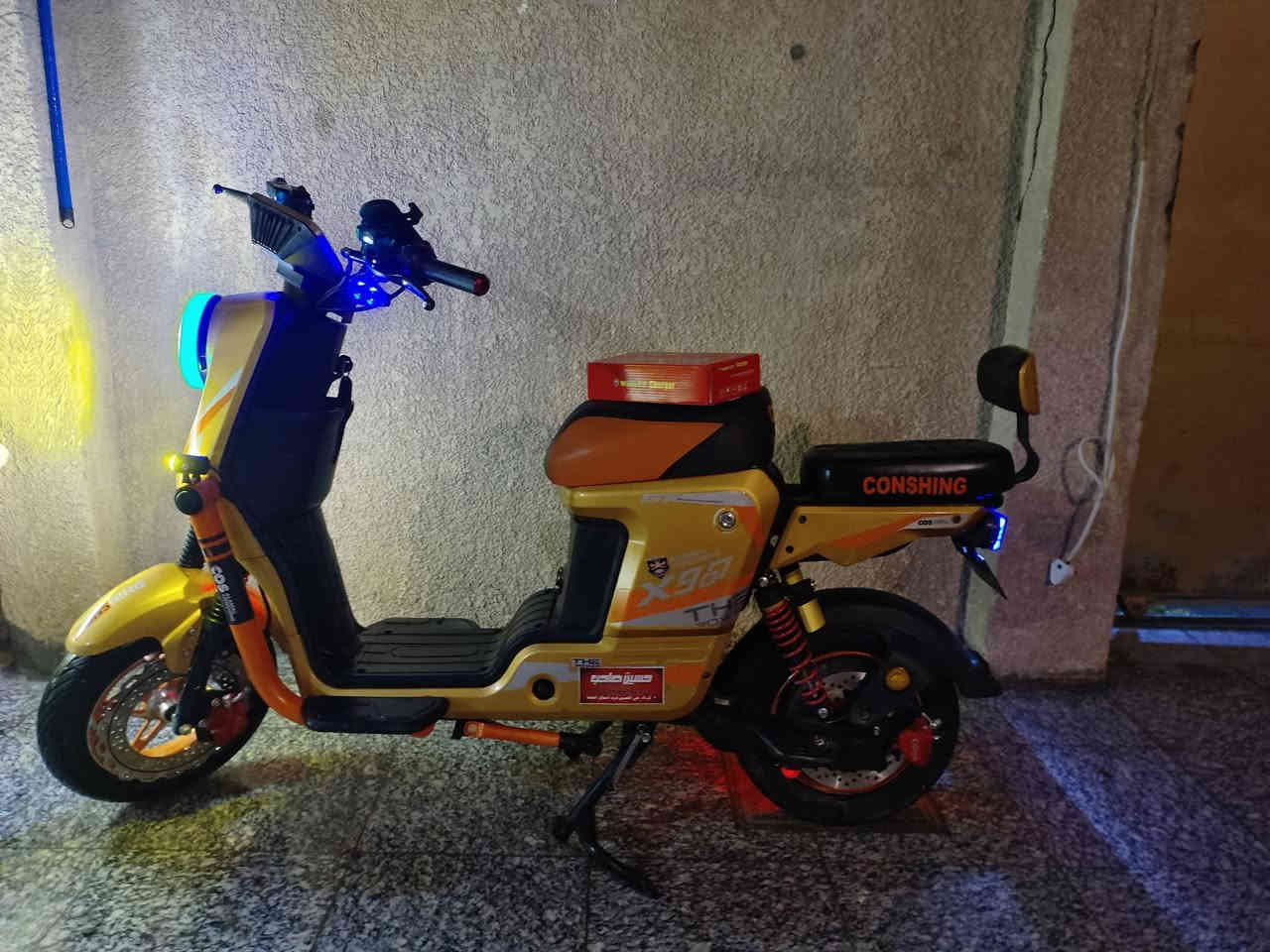 السلام عليكم ورحمة الله وبركاته
باسكل شحن جديد للبيع 2025
مستخدم اسبوع واحد فقط 
مكان: كربلاء 
الحجم  20
الون : اصفر مميز 
الون الويل :اسود :مميز
المواصفات 
السرعه :99 حقيقية
يعمل بنضام 4سرع
جهاز إنذار :عند السرقة
قفل التاير الخلفي
قفل السرج : او البطارية 
ويل كب.
بطاريات 5جدد 60A....... 12V
بايدر مساعد :وايضا يشحن البطارية
تيرات :جوبلس
دواسات دبلات :6 :2 أمامي :4 خلفي
اشاير يمنه يسره دبل اشارة 
لد :نهاري
لد :ليلي
لد :ليلي :إضافي
لد :خلفي 
مفتاح 🔑 و بصمة 
شاشة تقرأ :العطلات :والسرعة :والكيلو متر:وشحن البطارية.
وغيرها من المواصفات
السعر 525وبي مجال 

لاستفسار خاص او علـّۓ. الرقم اسفل
***********
