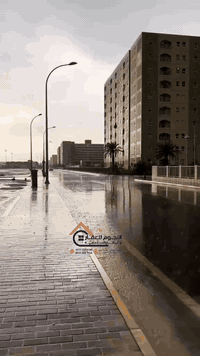 شقه مساحه 140م بيها  ديكورات حديثه العماره A210 طابق السادس ركن.   الن...