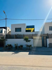 بمجمع ابو تراب • ٢٠٠م • ٤ غرف