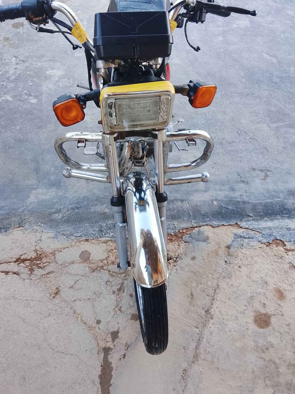 تسلام عليكم  موطور  لبيع نضيف كهربائية كلهن شقالات سلف شقال مكان القائم حي أمين موصل 250 من رخصت ادمن


**إذا كنت صاحب هذا الإعلان وتريد حذفه لأي سبب، رجاءا أرسل رسالة إلى الدعم الفني**