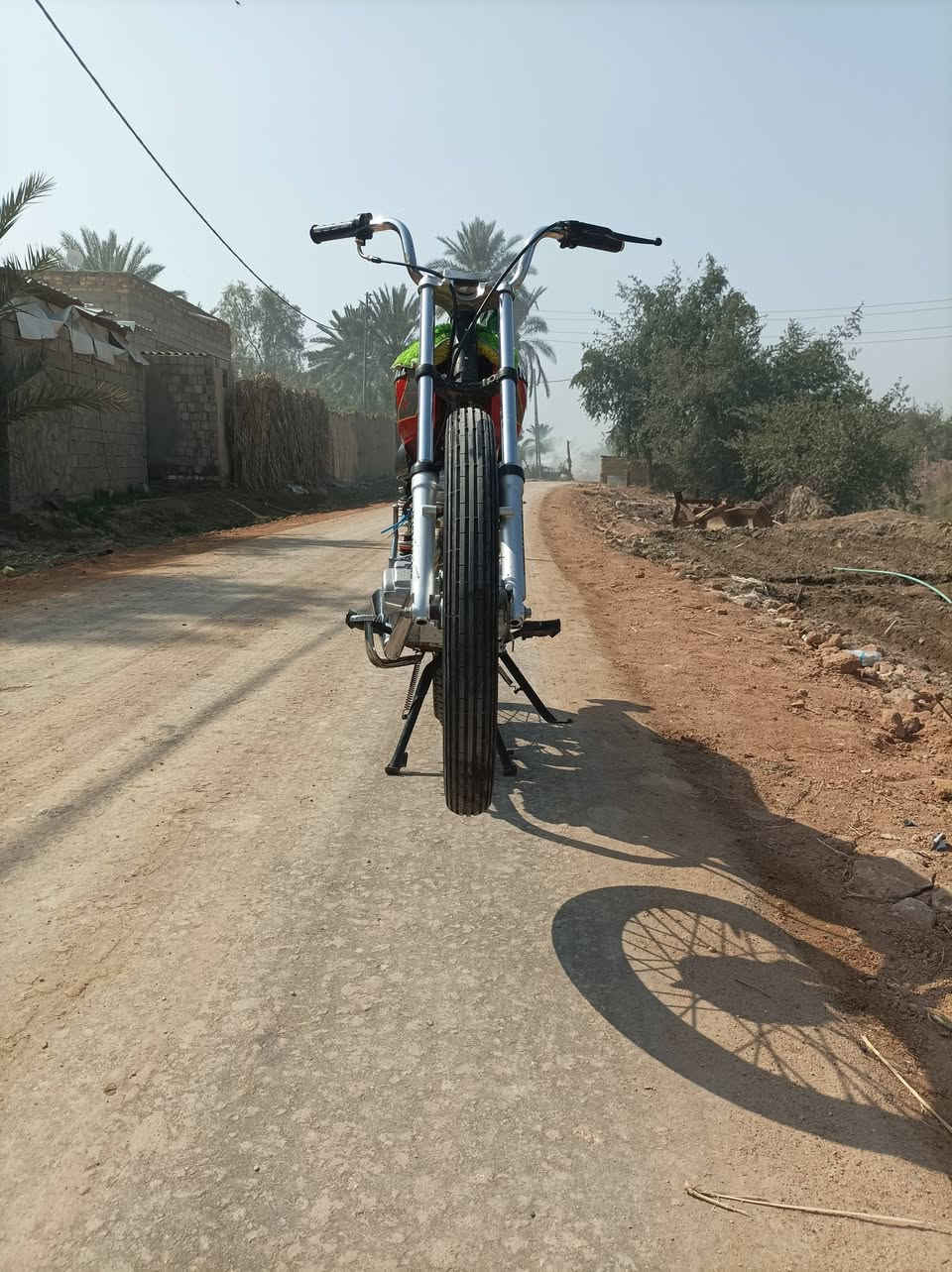 سلام عليكم شباب دراجه كلك كلك لبيع  موديل ٢٠  العنوان نجف طريق عباسيه حريه السعر ٣٦٠ وبيه مجال والشراي بي خير ويدلل رقمي ،***********
