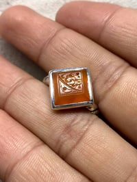 عقيق يماني • مقاس 19 • مصاغ يدوي ابو باقر