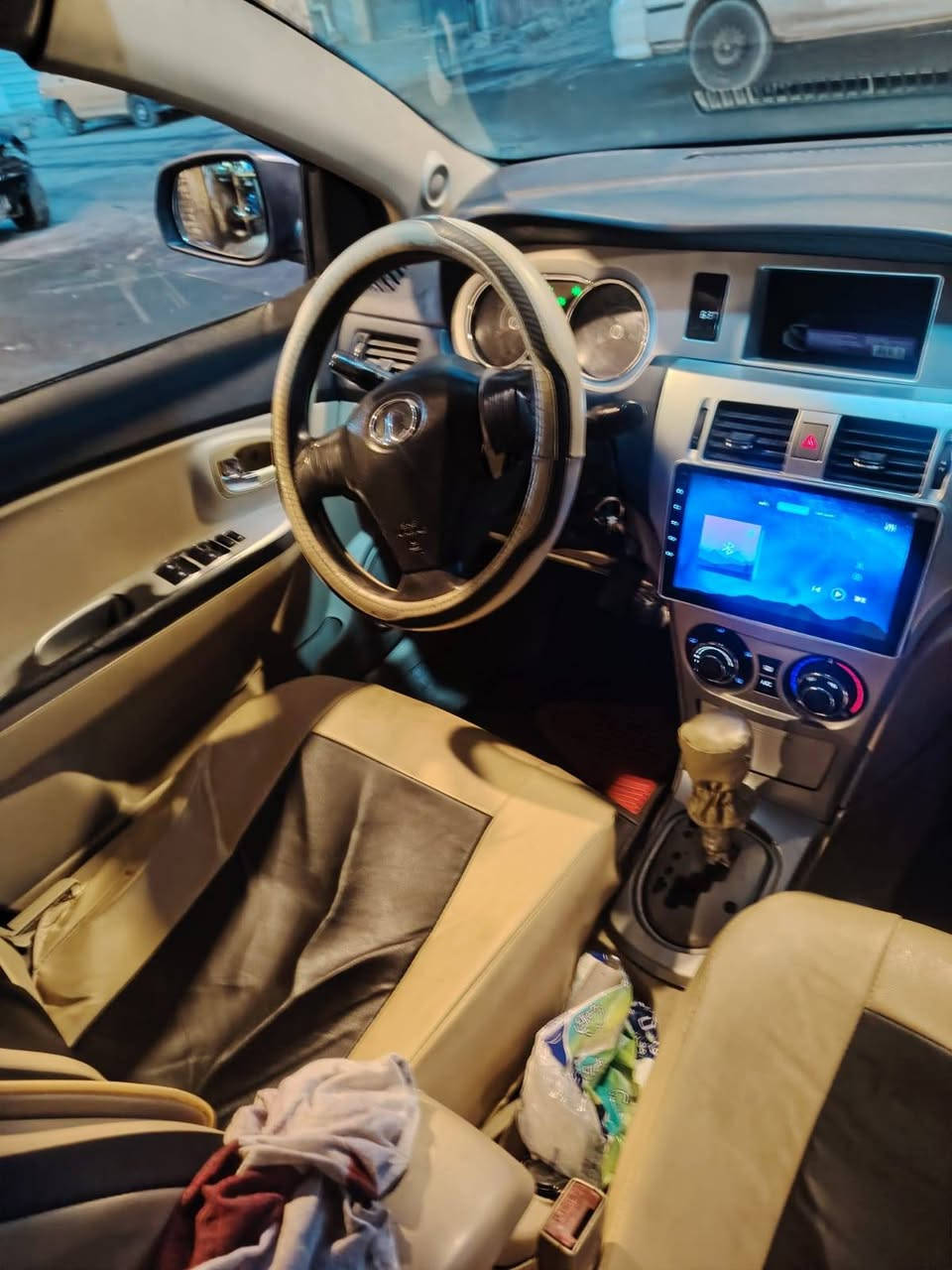 كريت ويل فولكس موديل 2012 محوره كير محرك كورلا  كير اوتو دوشمه جلد باتري جديد هزه جديده تحويل ثاني يوم السياره بسمي صبغ عام لجمالية بدون حادث مكاني بغداد الدوره سعرها 52
***********
