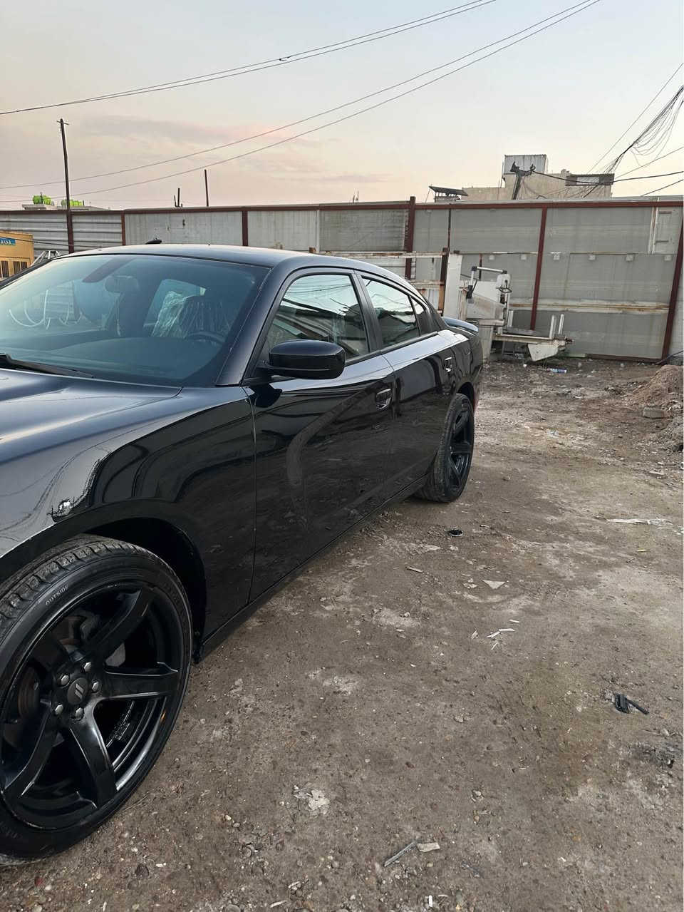 جارجر 2019 sxt 
حادثها جاملغ عكس السايق مصلح نفسة
بدون ايرباك 
ماشية 60 الف 
السعر 225 
مكان السيارة بغداد / حي اور 
*********** بغداد, العراق
