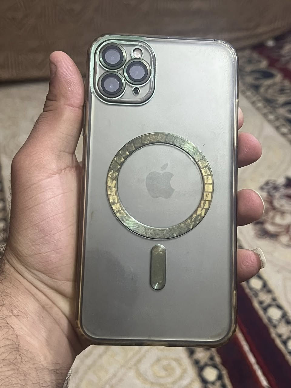 السلام عليكم آيفون 11بروماكس للبيع او مراوس الجهاز كله على الابلادي ما مبدل بي اي شي كله شركه بطاريه 81 ومثل ما موضح بلتصوير السعر 275  تعال خاص وتدلل  او ع الرقم ***********
