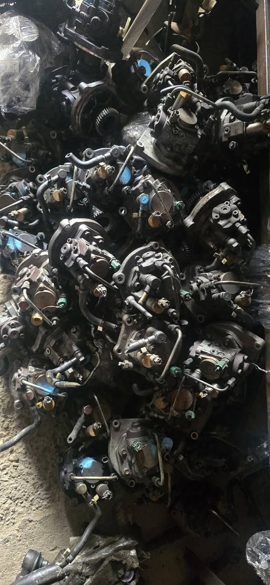 انجكتر طاحونه حفاره هيتاشي زت ثري وارد ياباني ضمان بلادي 
***********
