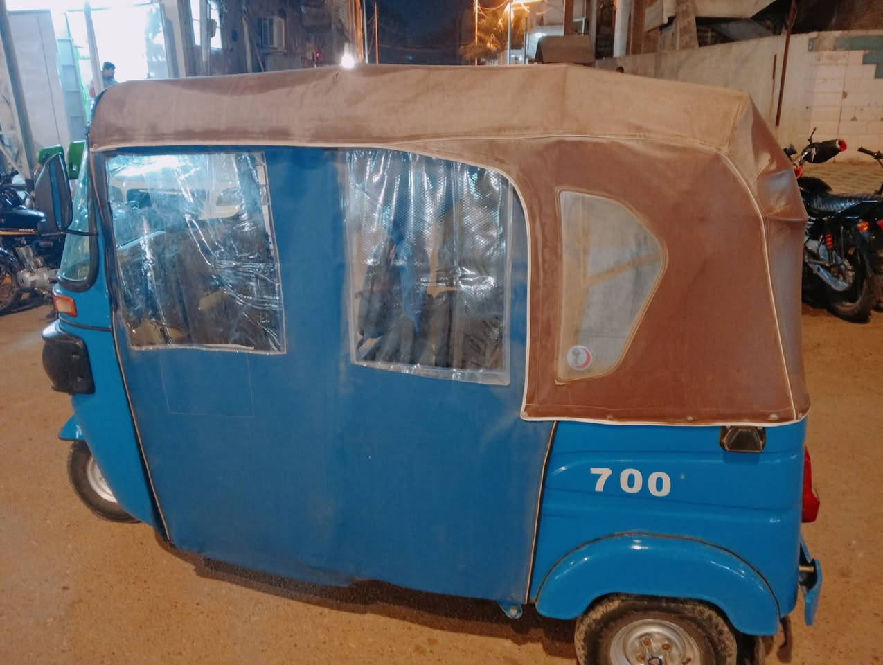 سلام عليكم شباب تكتك 22 شهر 10 مرقمه ونضيفه سعره 7500 وبيه مجال بسيط ***********
