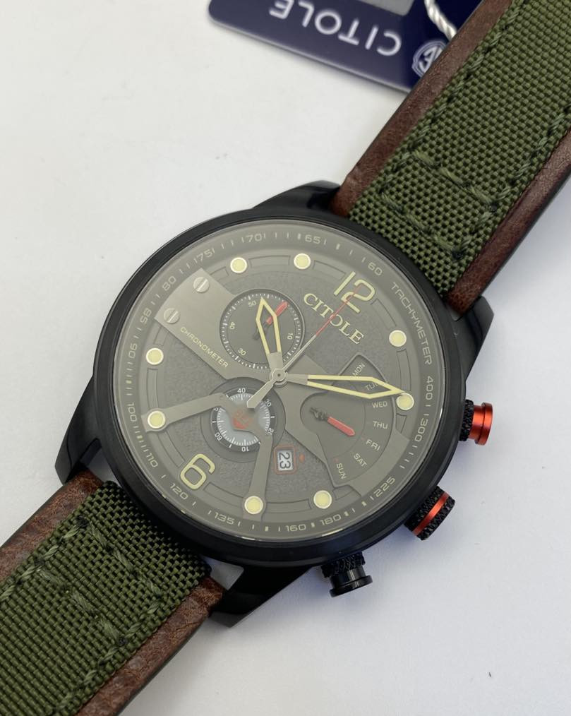 CITOLE
فرنسي اصلي
جديد كامل المرفقات 
كوارتز 
مُميزة جدًا و بوظائف مُتعددة 
قطر ٤٢


**إذا كنت صاحب هذا الإعلان وتريد حذفه لأي سبب، رجاءا أرسل رسالة إلى الدعم الفني**