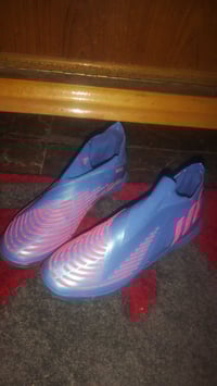 ملابس • مقاس ٤٣ • للبيع