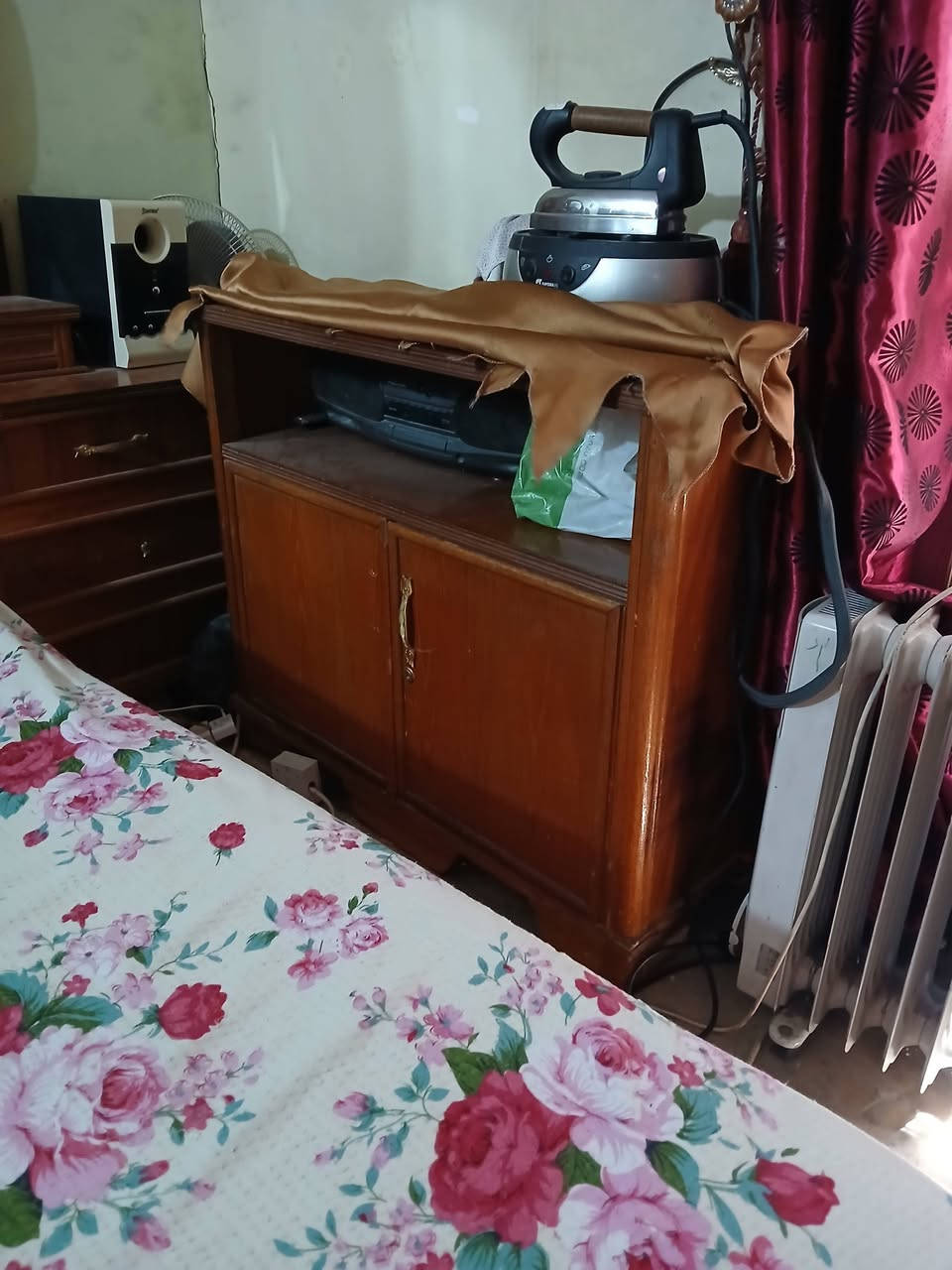 غرفة نوم صاج عراقية 5 قطع 
السعر 750 الف 
بغداد الدورة حي الطعمة 
***********
