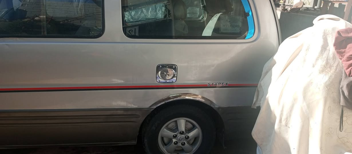 السلام عليكم سياره للبيع المدير2007 والبكان البصره ابو خصيب العوده والسعر 80ئ وهذا الرقم الاتصال***********/
