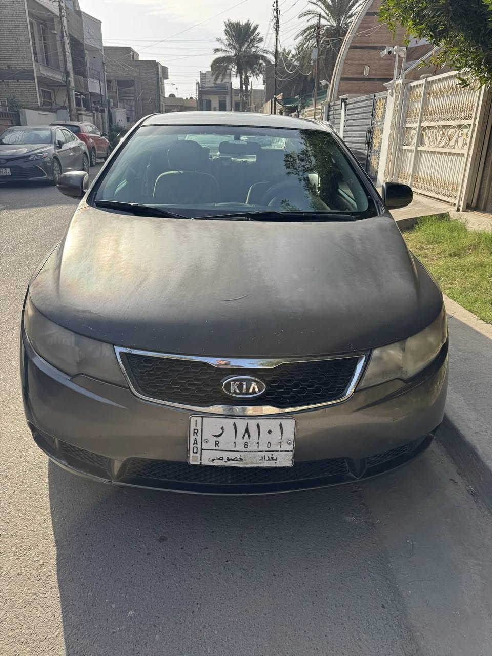 السلام عليكم
كيا فورتي موديل 2012 رقم بغداد سنوية ساقطة 
ماشية 145 الف 
وارد امريكي 
حادثها باب خلفي بدون دواخل 
بنيد اثر طخه بسيطة 
بيها صوت رواجز بدايه التشغيل 
السعر 95 وبيها مجال قليل 
سيارة مال بيت 
مكانها بغداد السيدية 

***********
