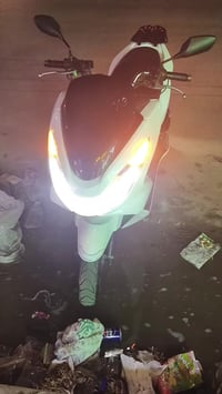 جيل ثاني نضيفه فول مدينه صدر سعر ١٨٠٠ وبيها مجال 07723231182