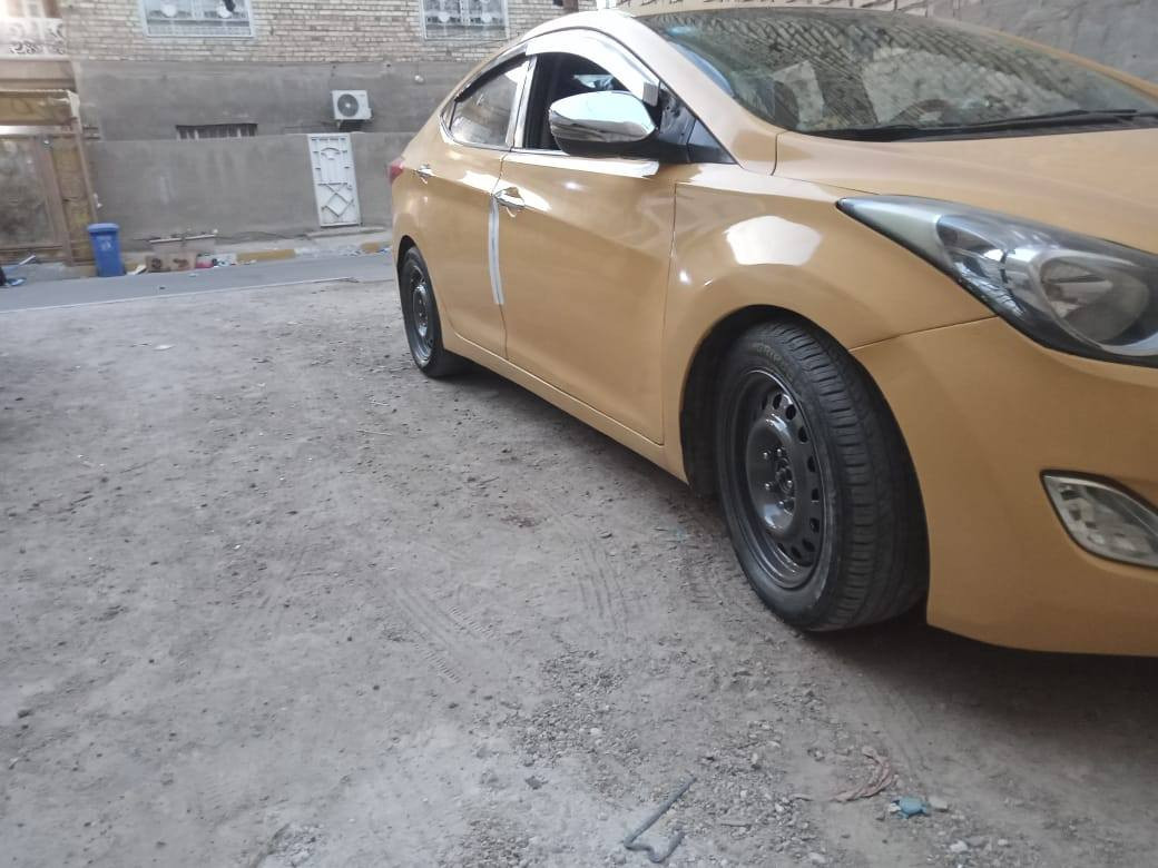 سلام عليكم ورحمة الله عرض النتره فانتي البيع سياره حلوه سعر سيارة 80 ورقه بيه مجال بسيط حك جيه سيارة كير عدي مكان سياره ديالى كنعان رقم ***********
